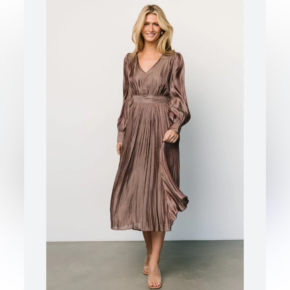 NWOT Satin Plisse Pleated Long Sleeve Dress